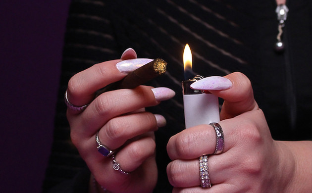 Как зажечь Swisher Blunt Как зажечь Свишер Блант