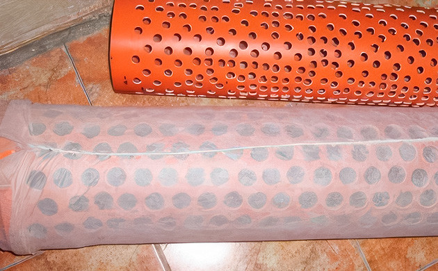 обтягиваем обе трубы агроволокном