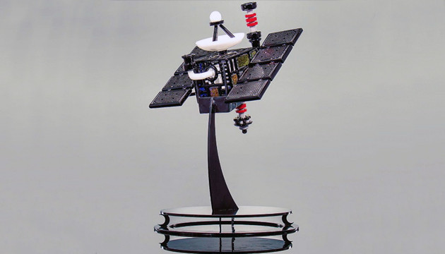 Бонг от Sagan Glass Бонг в форме спутника Hayabusa