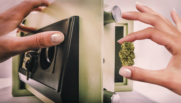 Хранить шишки в сейфе Хранение в сейфе