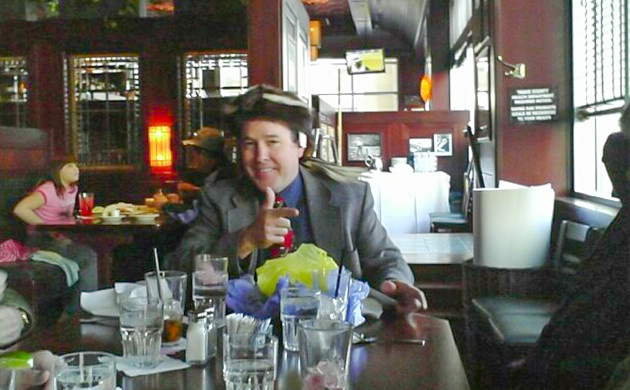 Создатель легендарной генетики Сэм Человек-Скунс Дэвид Уотсон или Сэм Человек-Скунс